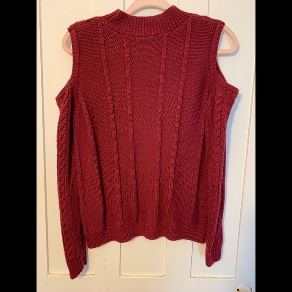 Sweater - Picture 2 of 4